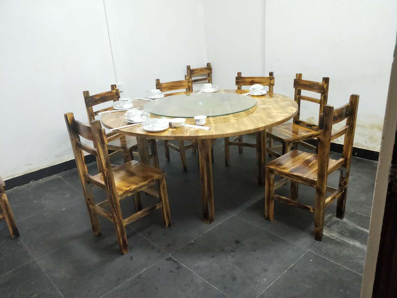 国兴兴丹路临街餐馆店急转让