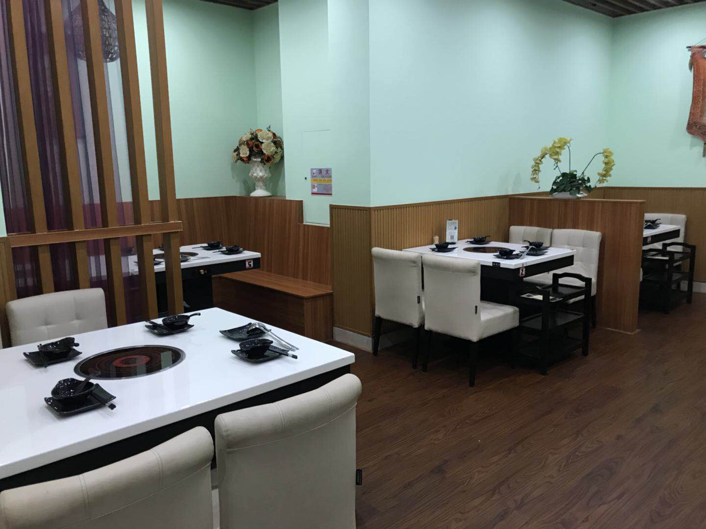  国贸京华城3楼餐馆转让