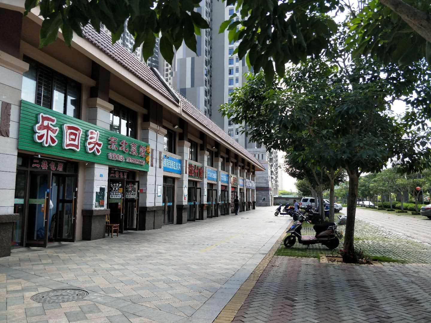 秀英区便宜租金临街餐馆店转让