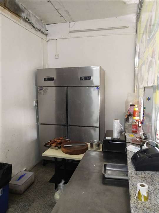  椰林路旺铺转让