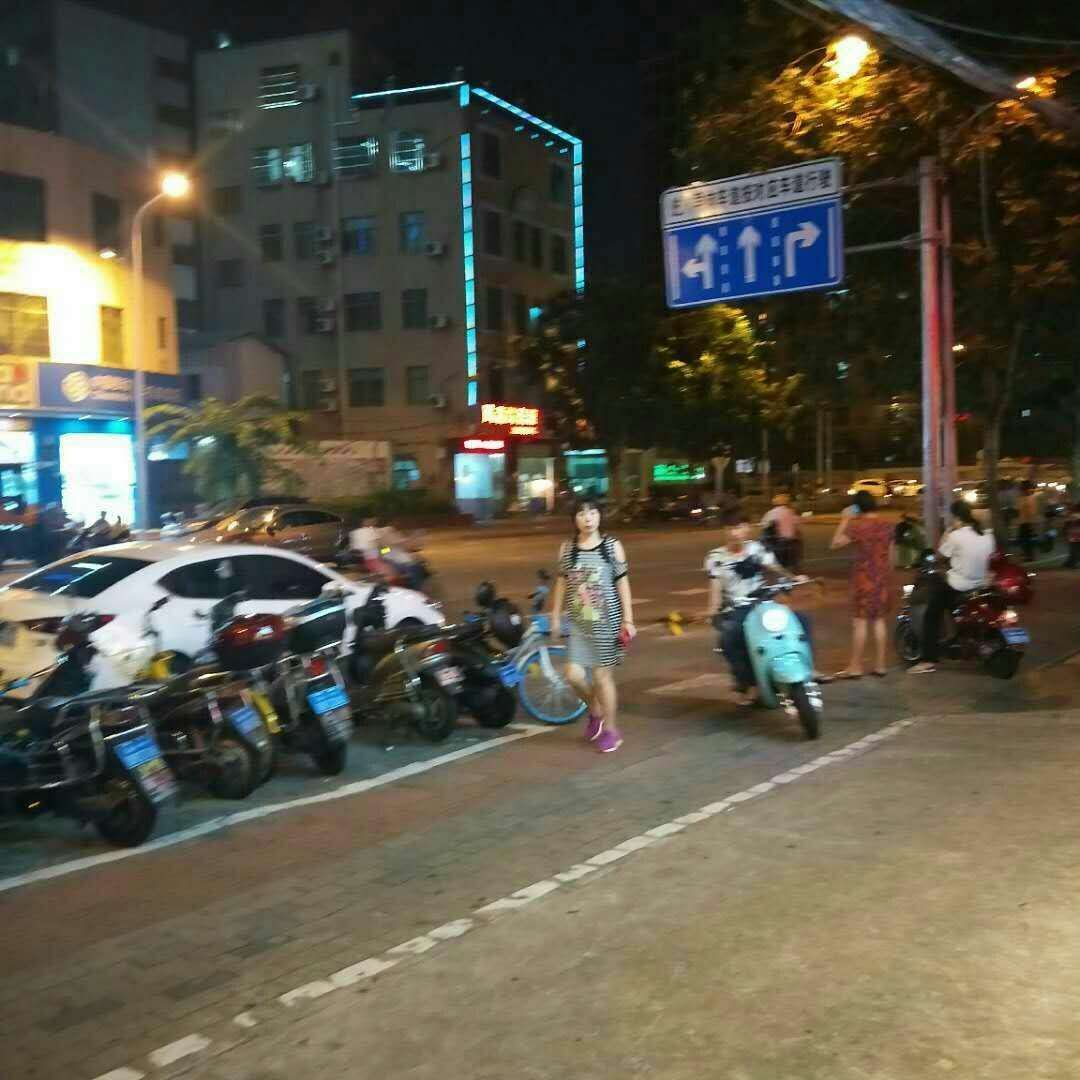 国兴兴丹路临街旺铺转让