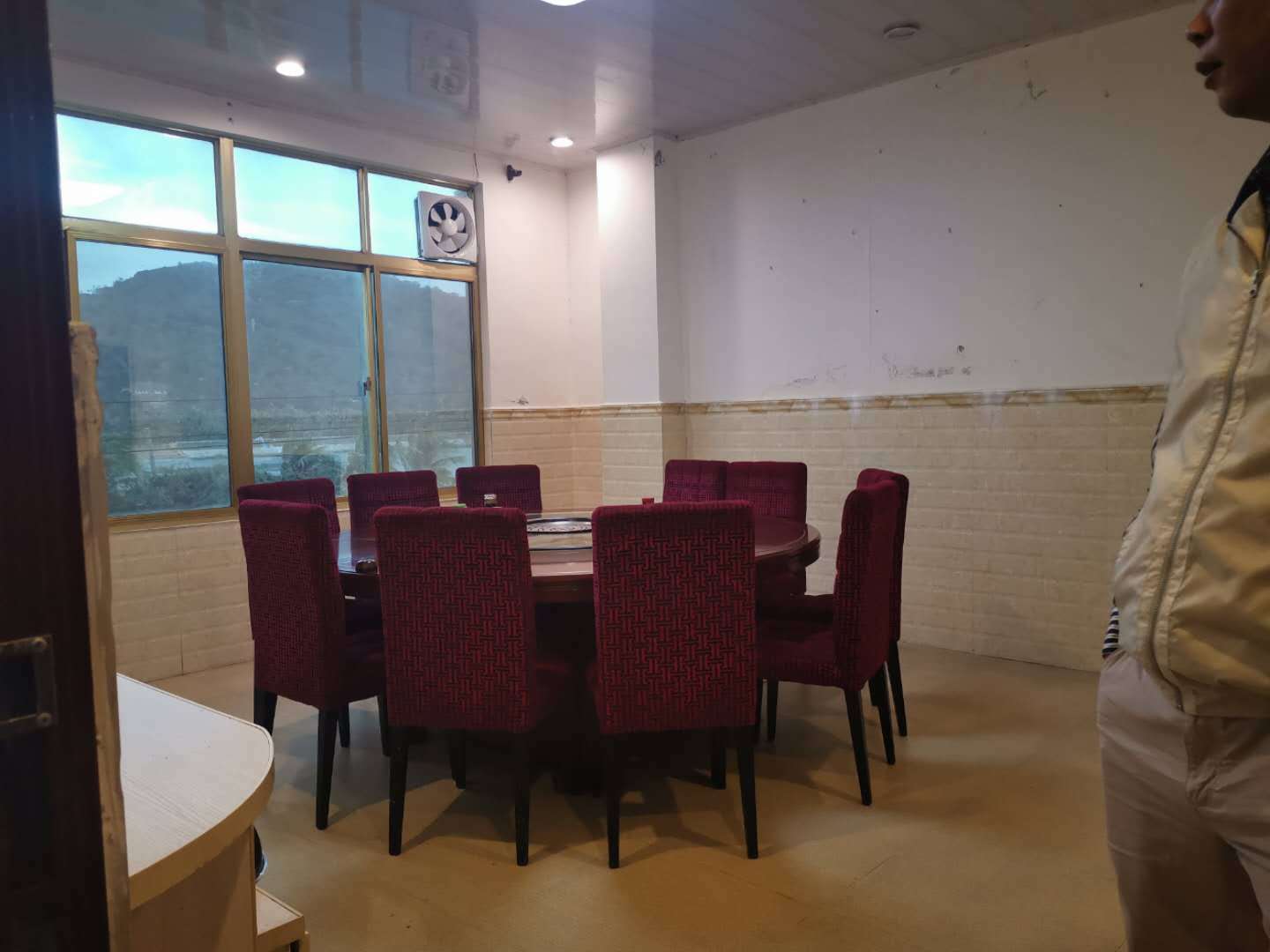 陵水县600平米餐馆店转让