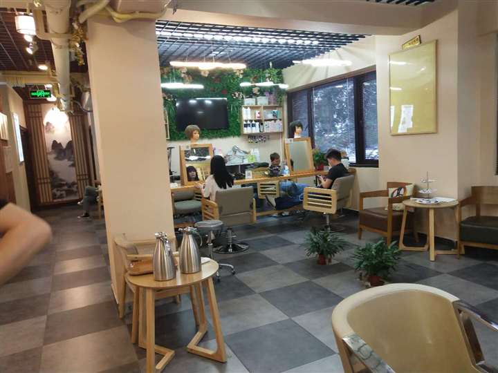 秀英高端小区密集美容美发店转让