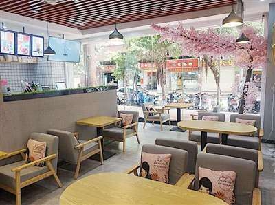 和平南路盈利中品牌冷饮店转让