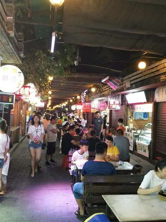 4年老店万绿园小吃街老店转让