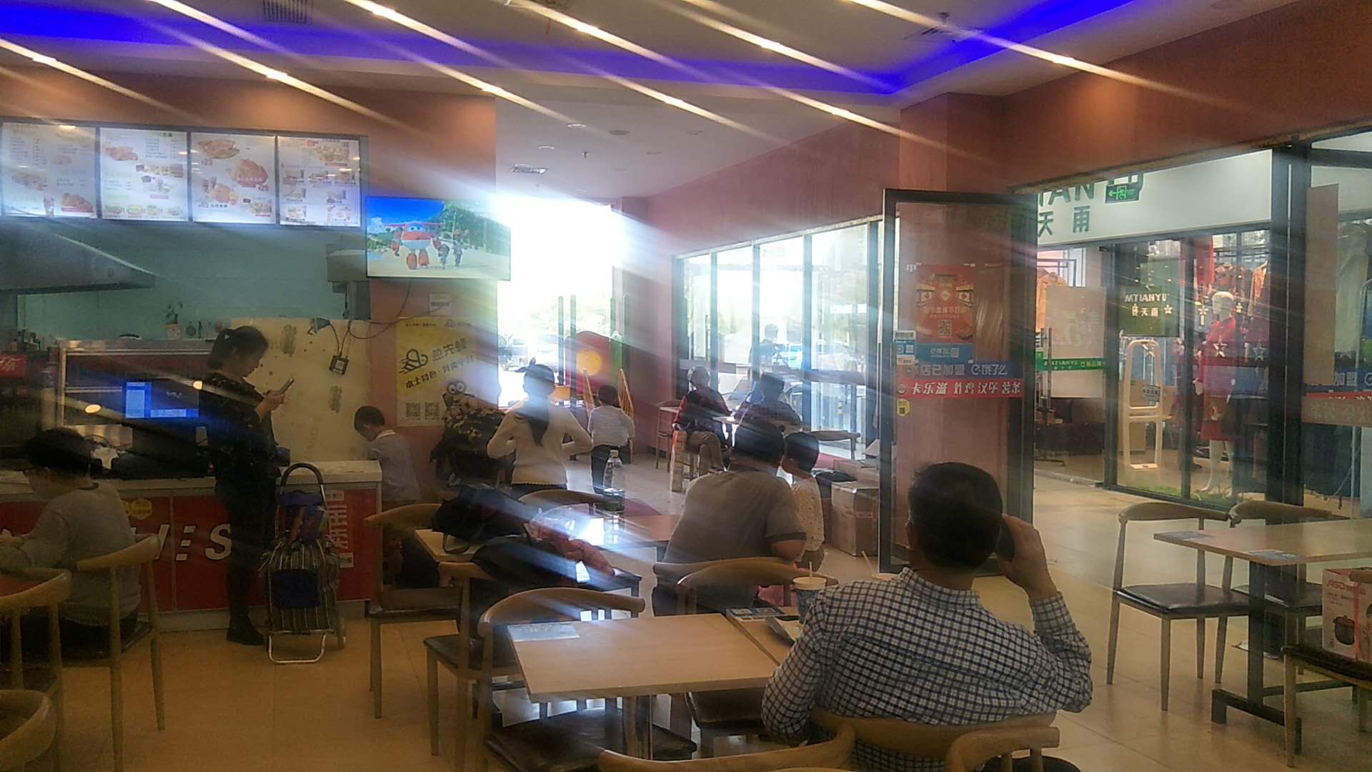 (转让) 老城大润发 炸鸡汉堡店转让