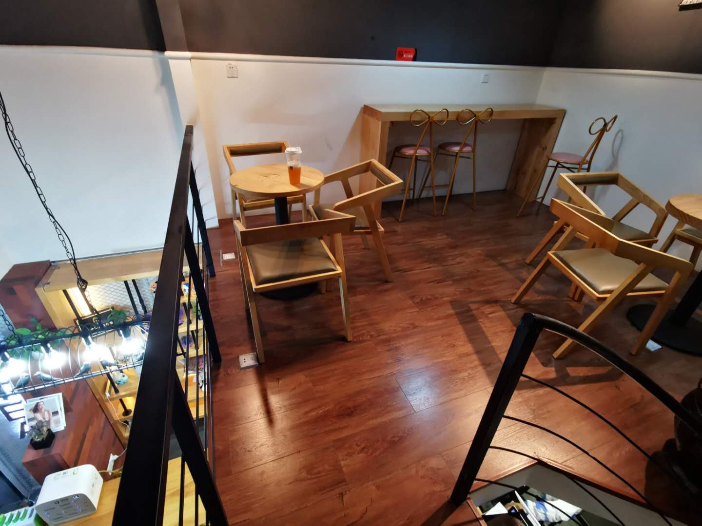 上邦对面嘉华名都临街冷饮店转让