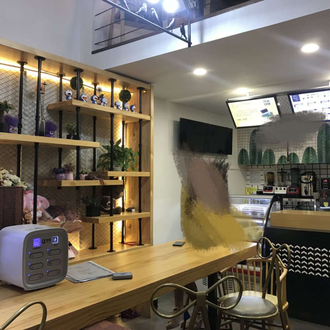 上邦对面嘉华名都临街冷饮店转让