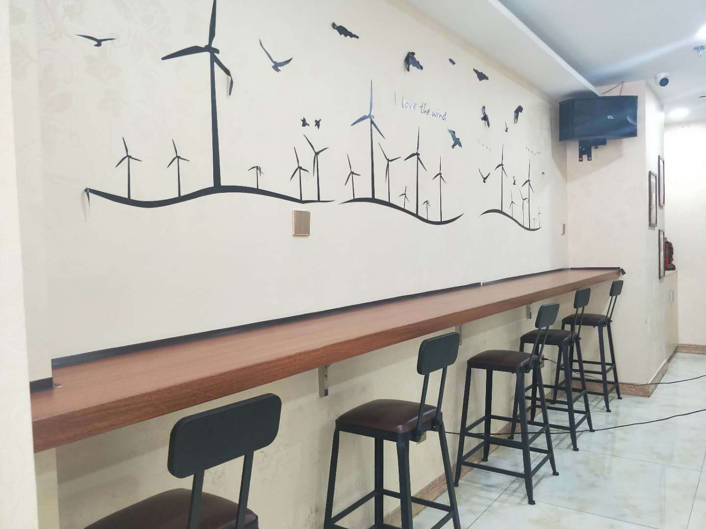 低价空铺转让奶茶店