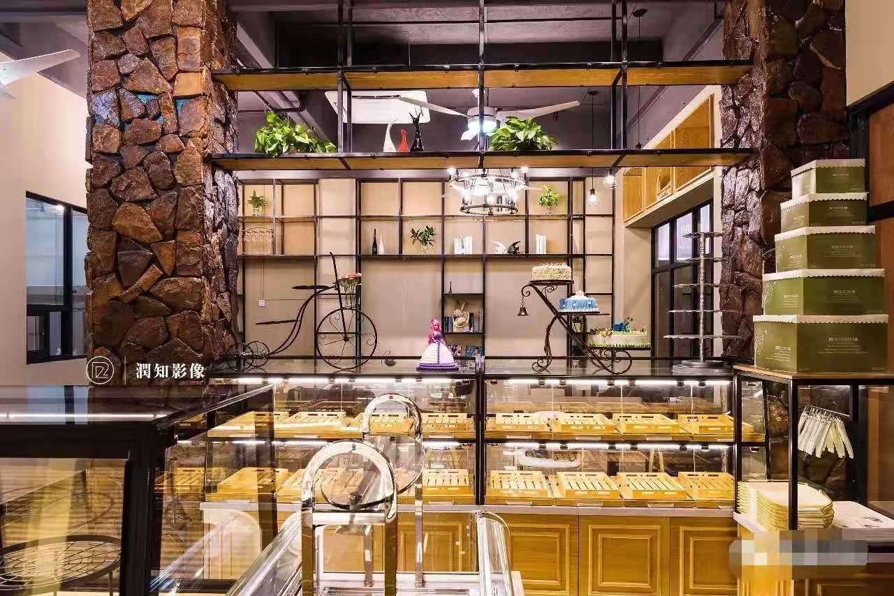 文昌盈利中烘焙店转让