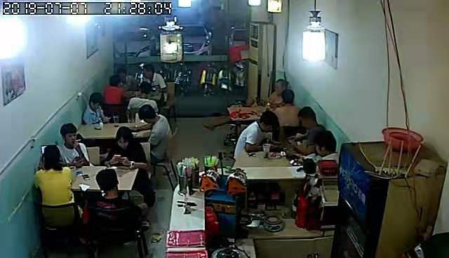 多年冷饮店转让，生意好，位置好。