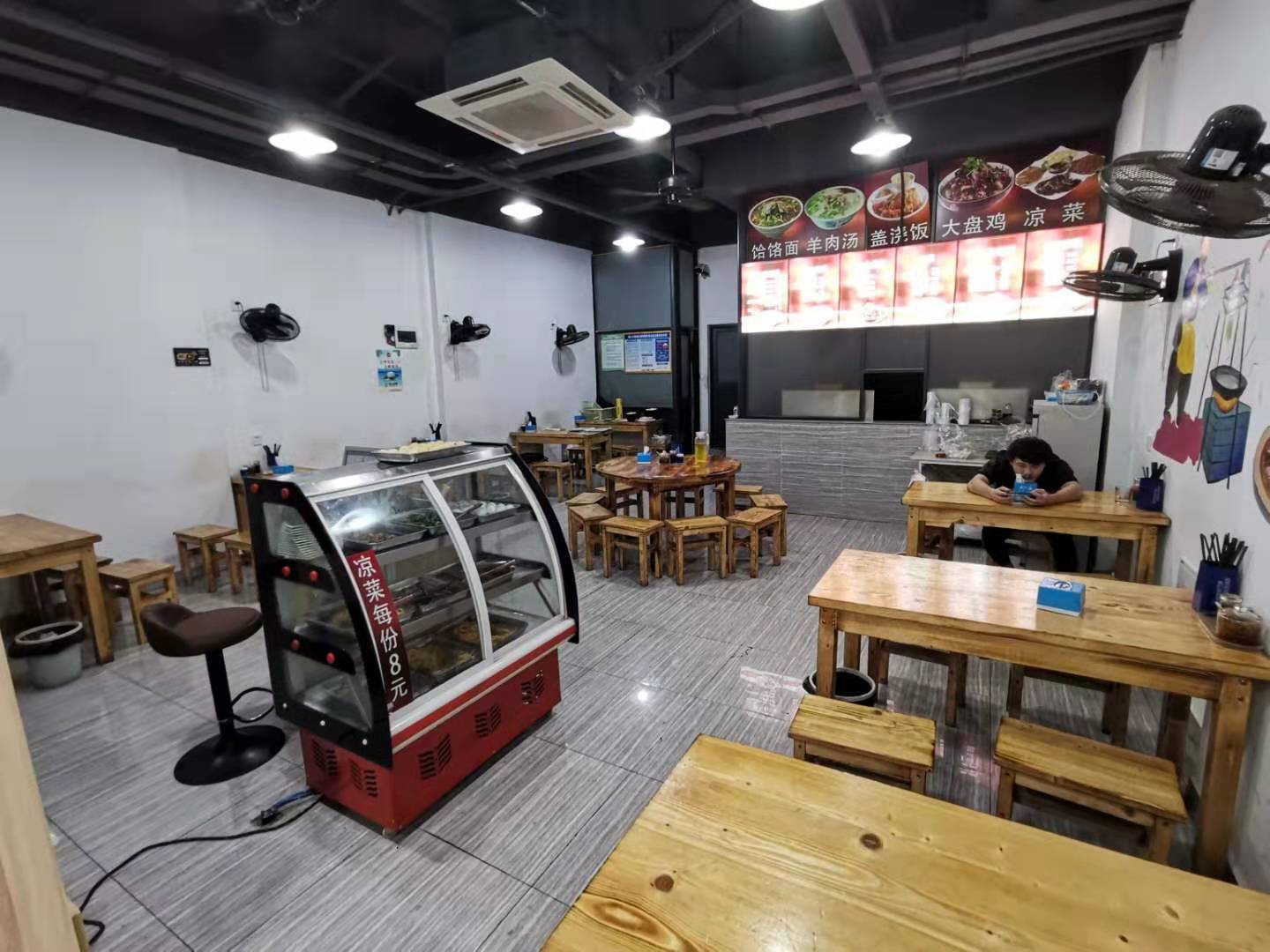 【急转】秀英远大购物广场商业街餐饮店6万整体转让