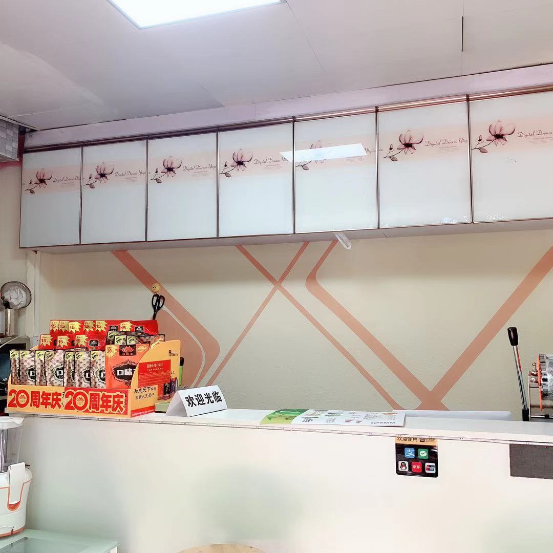 白龙街道 美舍河 旺铺转让（水吧）