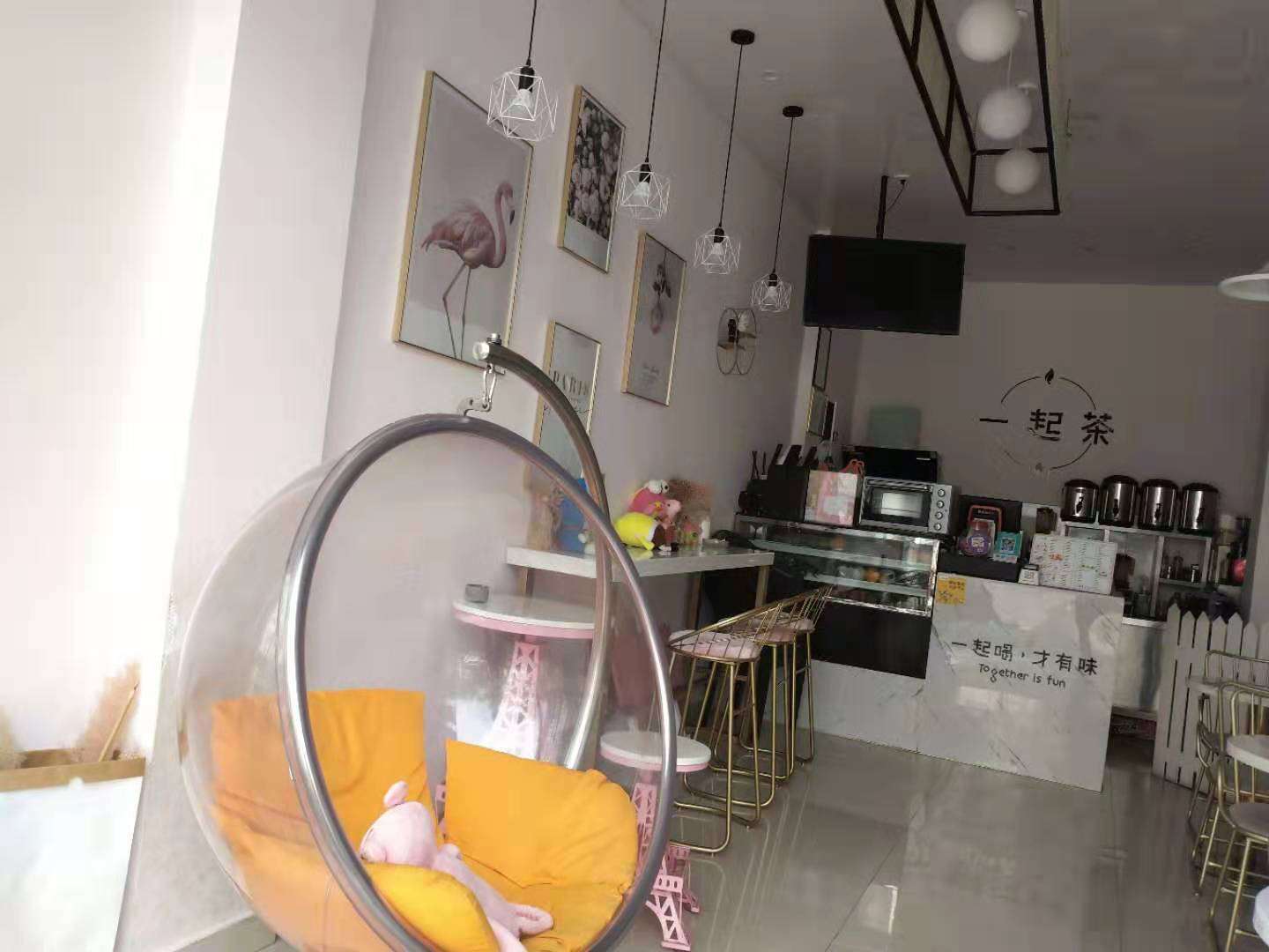 【急转】高登西街海中正门对面冷饮店转让可空转