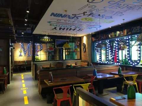 五指山路望海国际后门主题餐厅转让