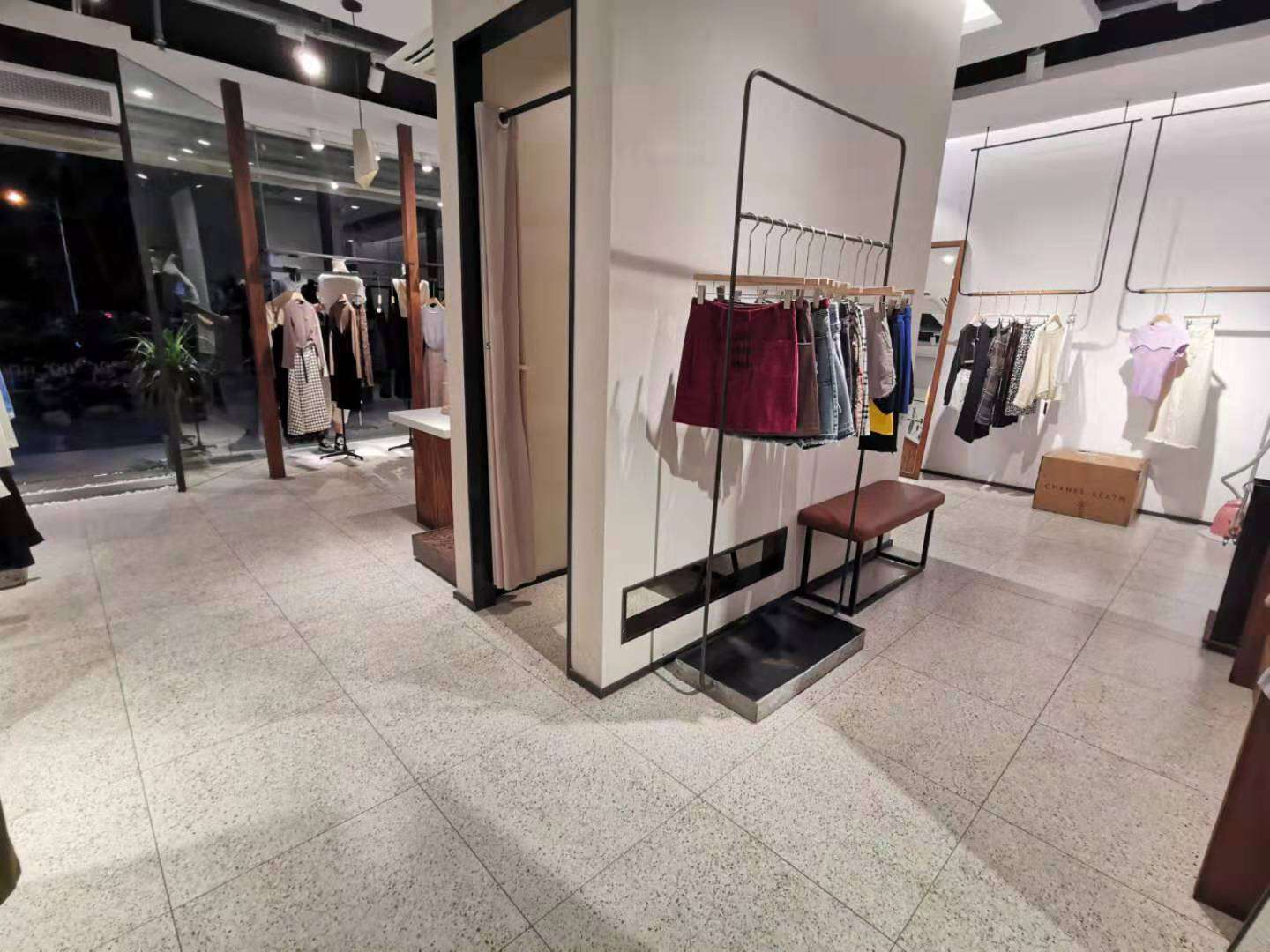府城中山路步行街旺铺转让只转3万