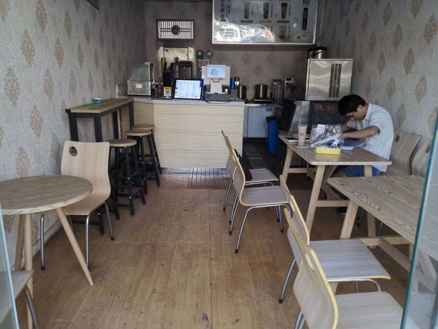 秀英长流长生路中心小学旁冷饮店转让