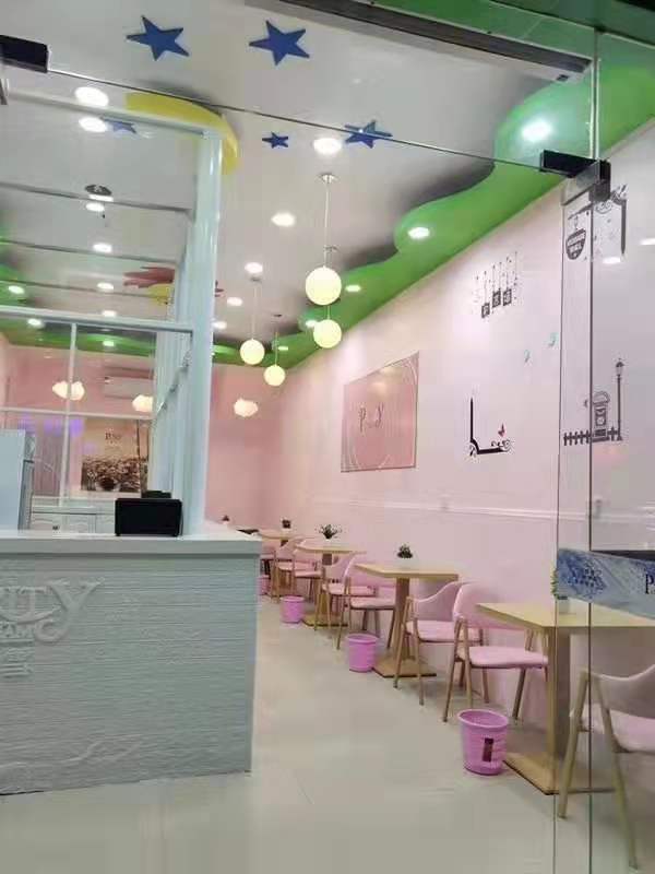 光坡镇市场斜对面，店后面是中学冷饮店转让