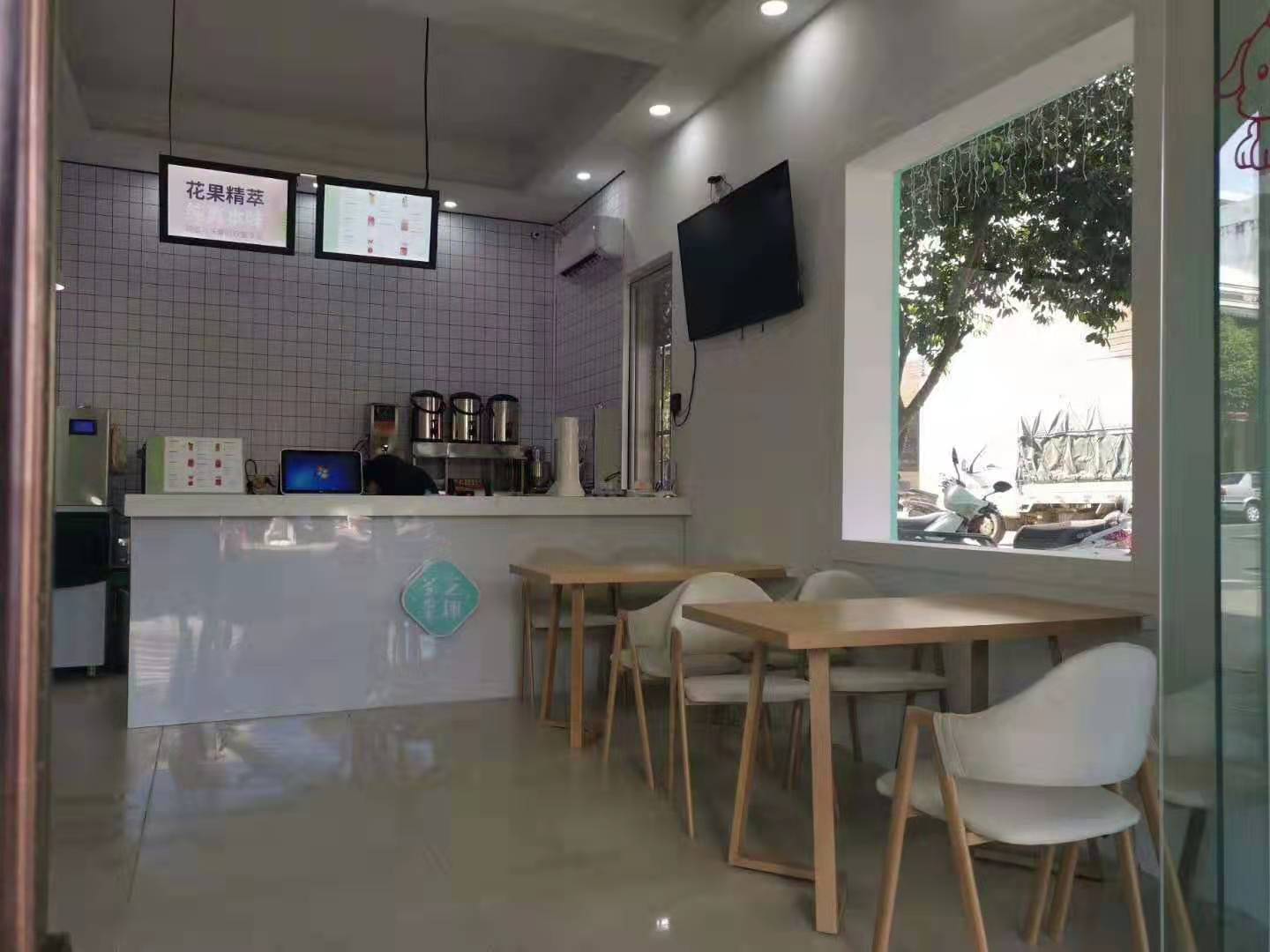 龙楼镇新兴街冷饮甜品店转让