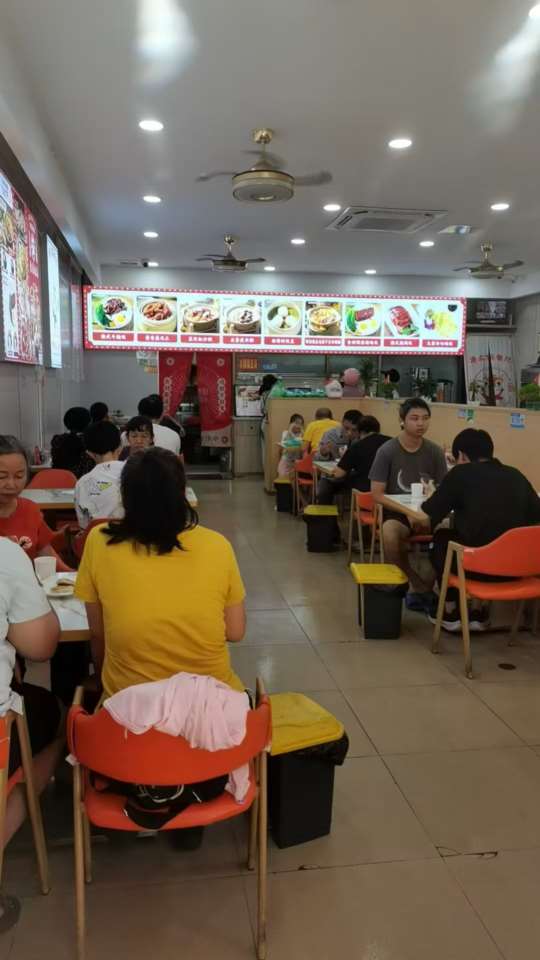 昌江东风路品牌餐饮店转让